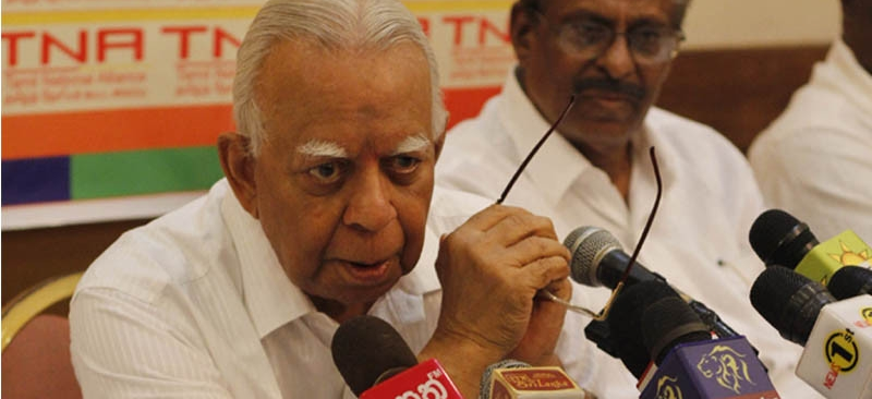 Sampanthan-at-a-press-conference-e145698