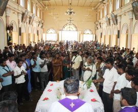 7771926220_6cb15a41e3_o