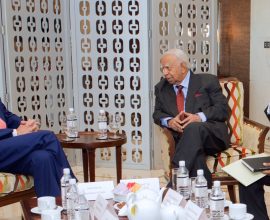 Secretary_Kerry_Meets_With_Tamil_National_Alliance_Leader_Sampanthan,_Advisers_During_Visit_to_Sri_Lanka_(17350622742)