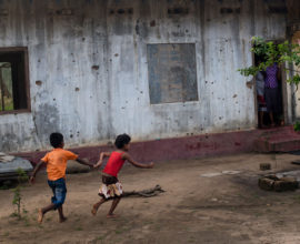 1b72656babc54161a206bbc34b254325_6